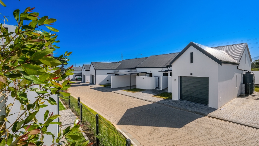 1 Bedroom Property for Sale in Glenwood Western Cape